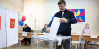 Глава Люберец Владимир Волков проголосовал на выборах в Совет депутатов - Телеканал ЛТВ